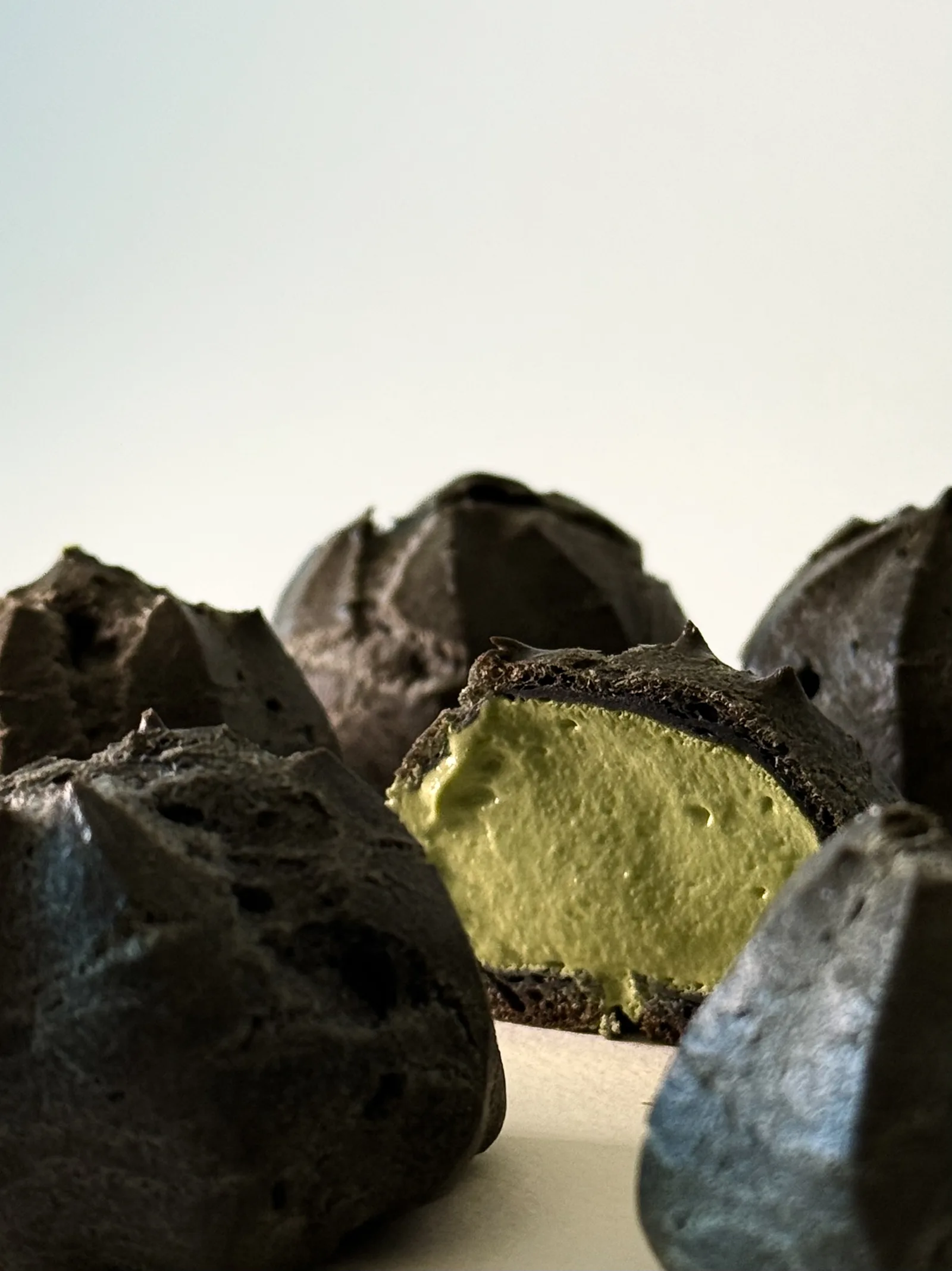 Yame Eclair · Hojicha — paired with Muyu